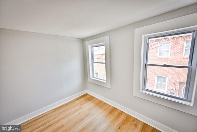 233 S CHAPEL ST, Baltimore, MD 21231