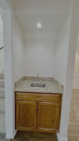 11525 Webb Chapel Road, Dallas, TX 75229