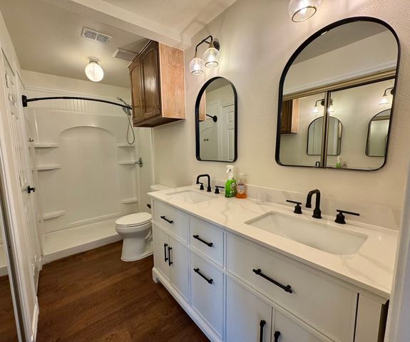 11525 Webb Chapel Road, Dallas, TX 75229