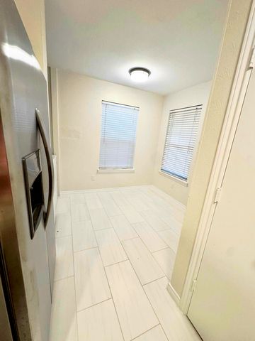 11525 Webb Chapel Road, Dallas, TX 75229