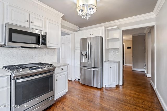 2609 Landor Ave, Louisville, KY 40205