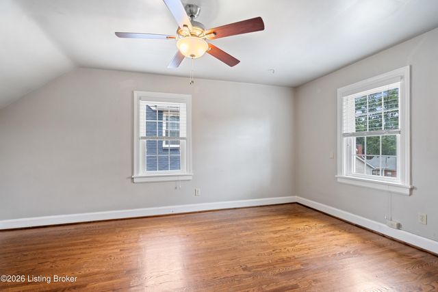 2609 Landor Ave, Louisville, KY 40205