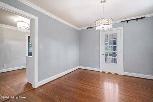 2609 Landor Ave, Louisville, KY 40205