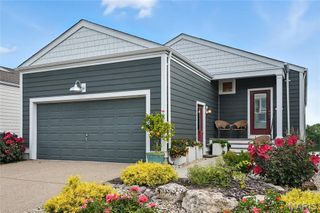 132 Front Lake Lane, St Charles, MO 63301