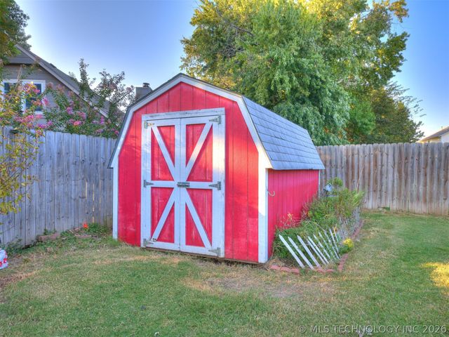 4212 S Oak Avenue, Broken Arrow, OK 74011