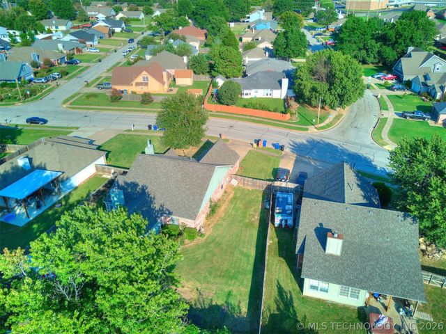 4212 S Oak Avenue, Broken Arrow, OK 74011