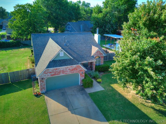 4212 S Oak Avenue, Broken Arrow, OK 74011
