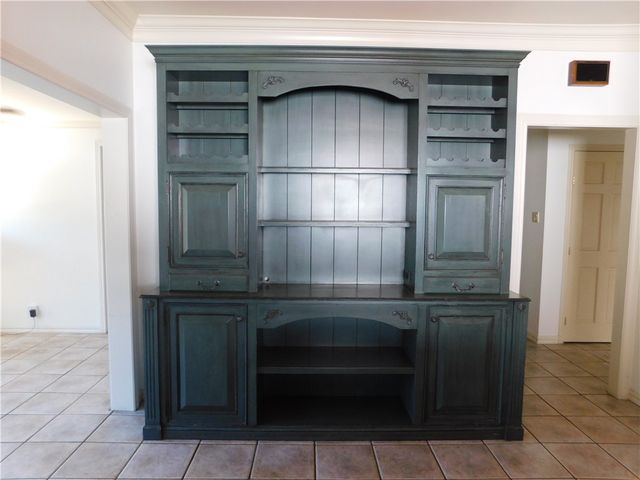 325 Del Mar Blvd, Corpus Christi, TX 78404