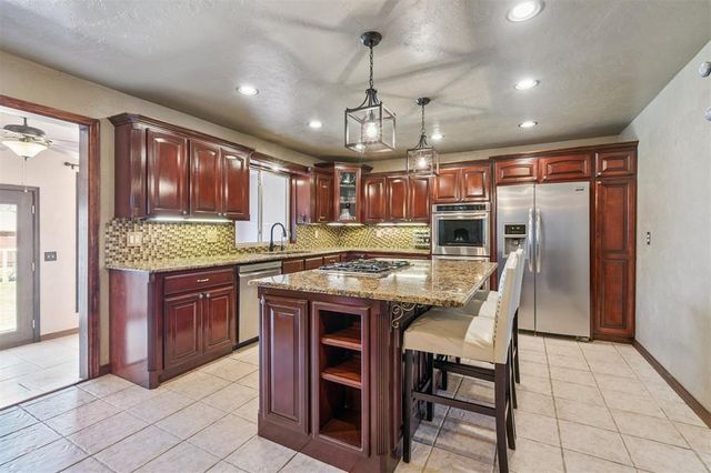 2505 NW 55th Place, Oklahoma City, OK 73112