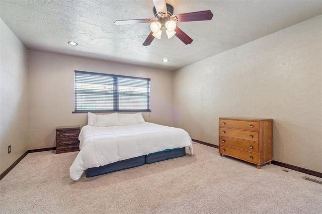 2505 NW 55th Place, Oklahoma City, OK 73112