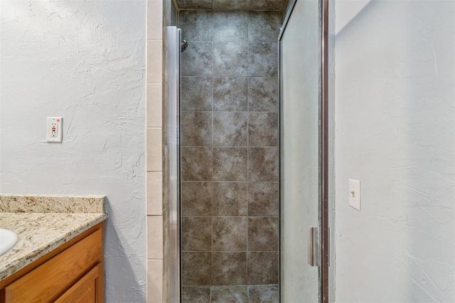 2505 NW 55th Place, Oklahoma City, OK 73112