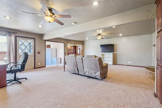 2505 NW 55th Place, Oklahoma City, OK 73112