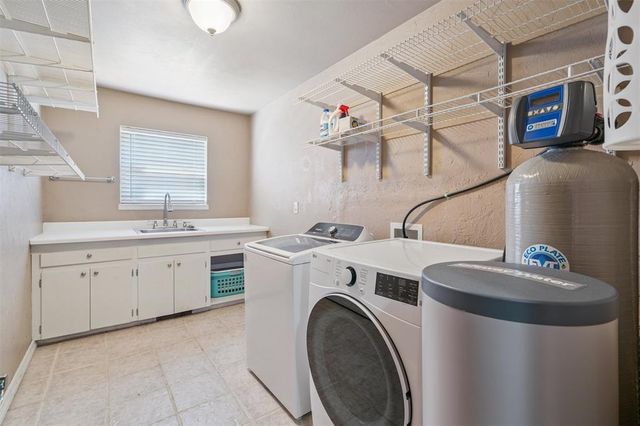 2505 NW 55th Place, Oklahoma City, OK 73112