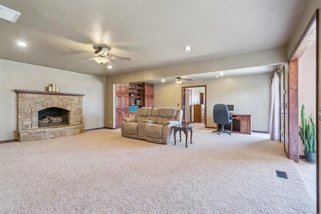2505 NW 55th Place, Oklahoma City, OK 73112
