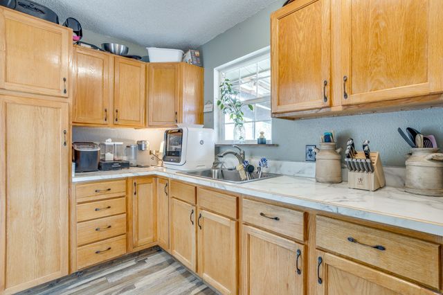203 E Henderson Street, Itasca, TX 76055