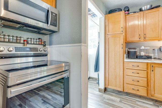 203 E Henderson Street, Itasca, TX 76055