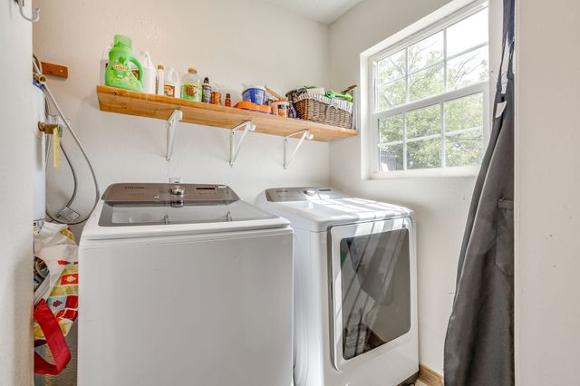 203 E Henderson Street, Itasca, TX 76055