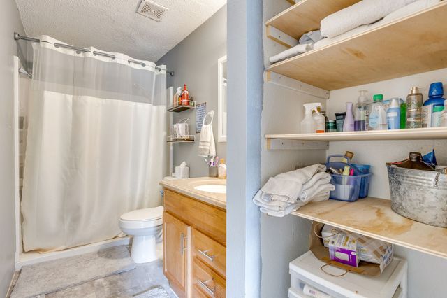 203 E Henderson Street, Itasca, TX 76055