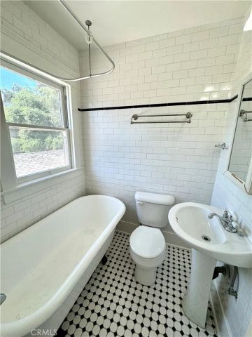 150 W 9th 1, Claremont, CA 91711