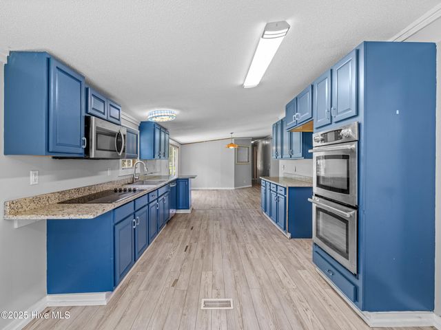3637 Lynn Avenue, Castle Hayne, NC 28429