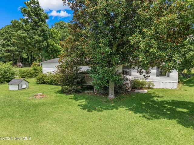 3637 Lynn Avenue, Castle Hayne, NC 28429