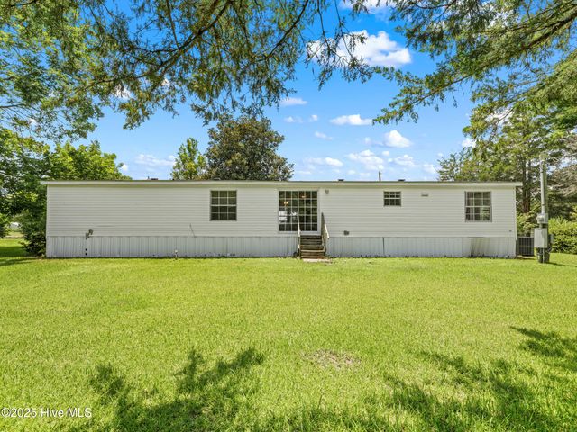 3637 Lynn Avenue, Castle Hayne, NC 28429