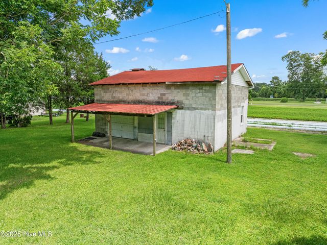3637 Lynn Avenue, Castle Hayne, NC 28429