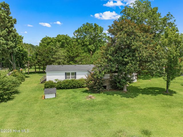 3637 Lynn Avenue, Castle Hayne, NC 28429