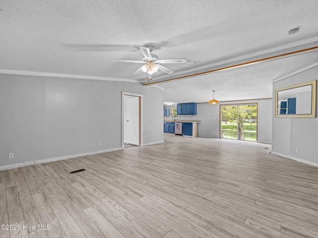 3637 Lynn Avenue, Castle Hayne, NC 28429