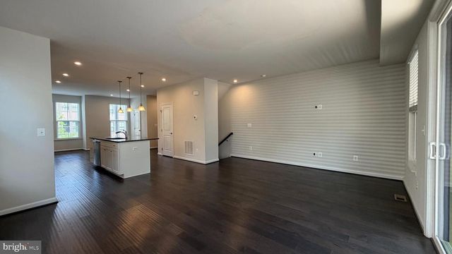 22265 SIMS TER, Ashburn, VA 20148