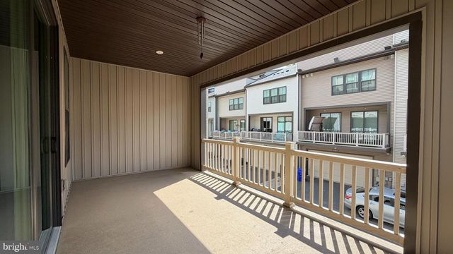 22265 SIMS TER, Ashburn, VA 20148