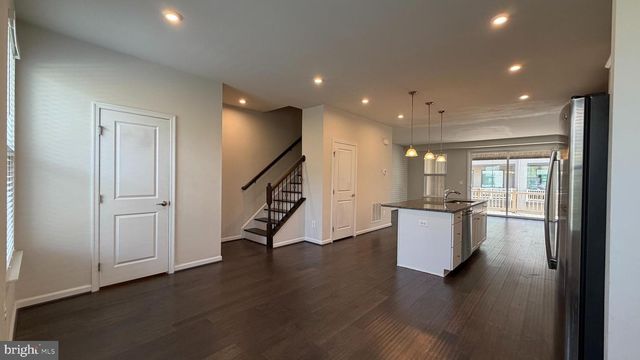 22265 SIMS TER, Ashburn, VA 20148