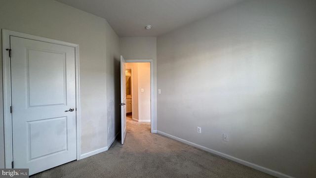 22265 SIMS TER, Ashburn, VA 20148