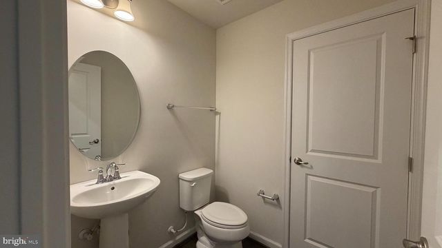 22265 SIMS TER, Ashburn, VA 20148