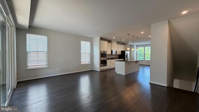 22265 SIMS TER, Ashburn, VA 20148