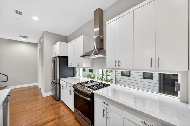 1914 California Drive 102, Dallas, TX 75204