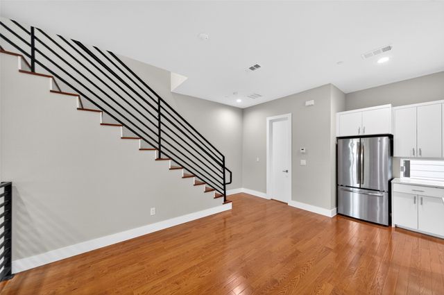 1914 California Drive 102, Dallas, TX 75204