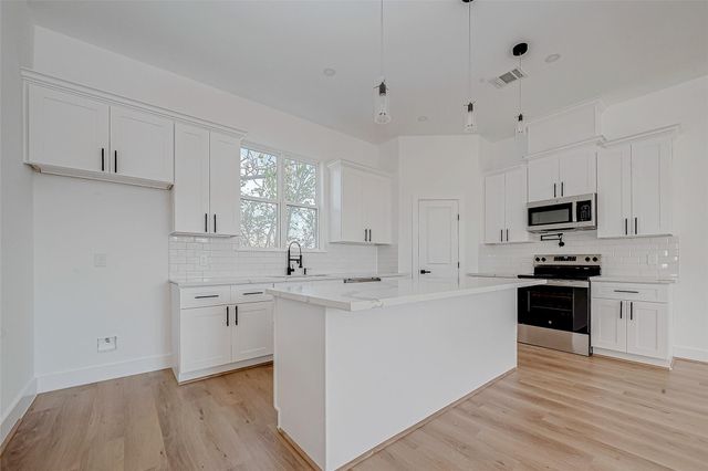 2617 Rosalie Street, Houston, TX 77004