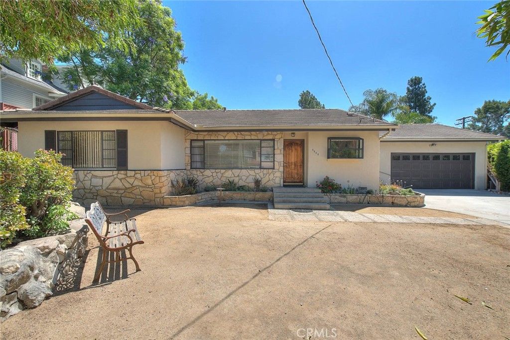 4808 El Sereno, La Crescenta, CA 91214 — exterior