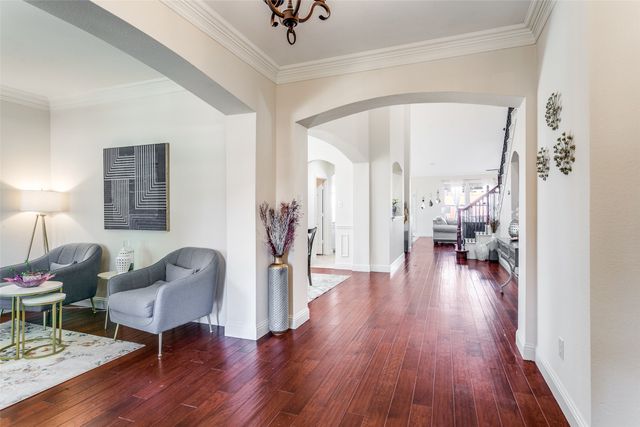 1201 Valley Vista Drive, Irving, TX 75063