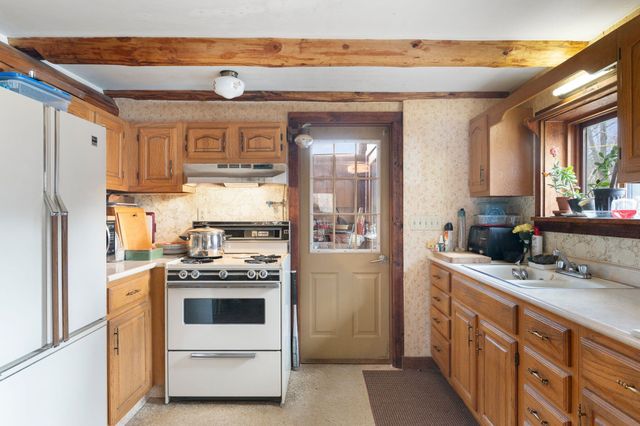 106 Contro Road, Chester, VT 05143