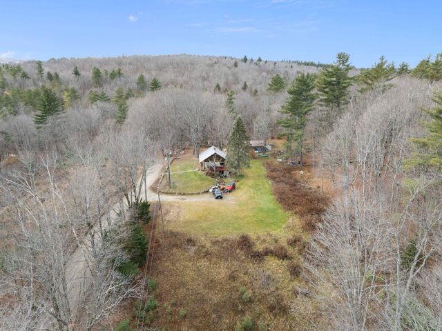 106 Contro Road, Chester, VT 05143