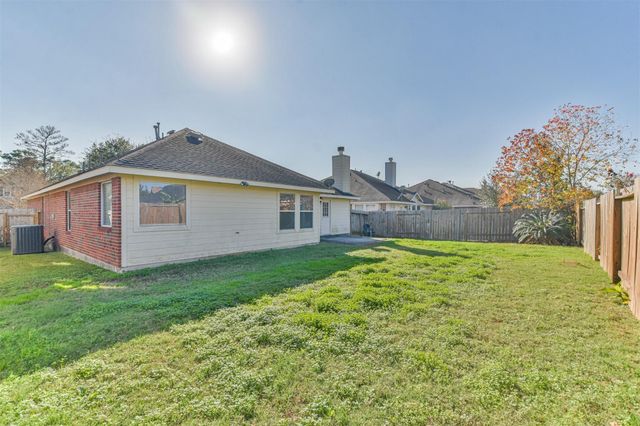 9902 Memorial Crossing Drive, Tomball, TX 77375