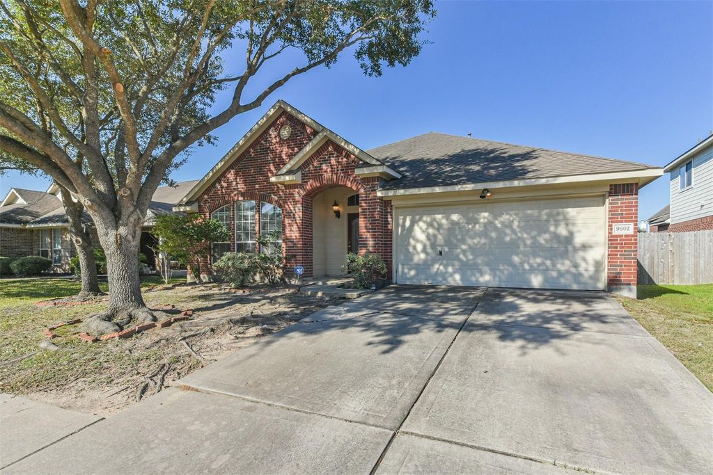 9902 Memorial Crossing Drive, Tomball, TX 77375