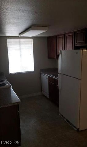 5295 Indian River Drive 305, Las Vegas, NV 89103