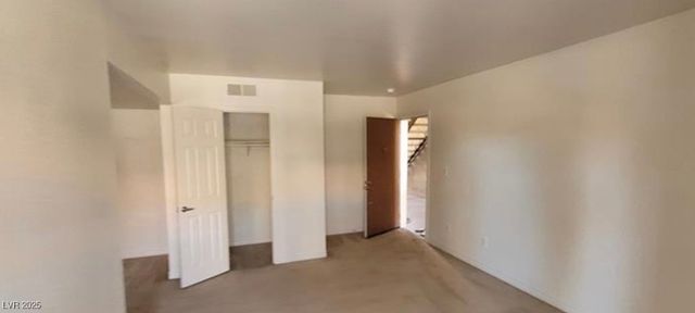 5295 Indian River Drive 305, Las Vegas, NV 89103