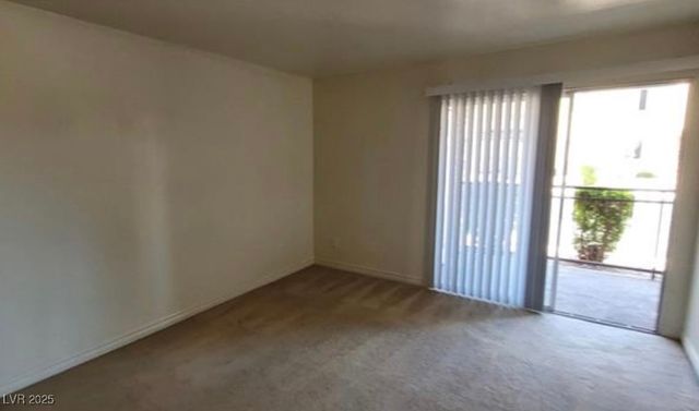 5295 Indian River Drive 305, Las Vegas, NV 89103