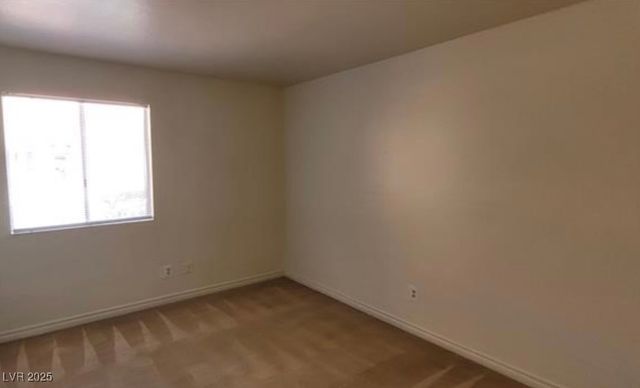 5295 Indian River Drive 305, Las Vegas, NV 89103