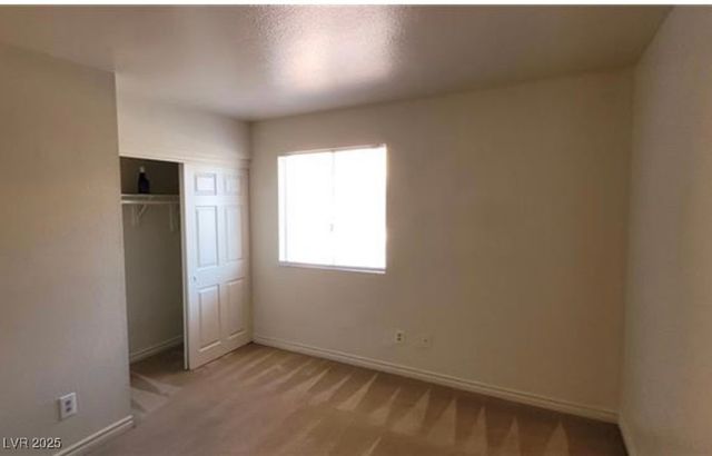 5295 Indian River Drive 305, Las Vegas, NV 89103