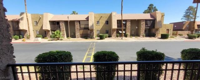 5295 Indian River Drive 305, Las Vegas, NV 89103